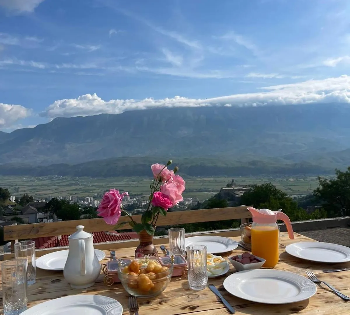 Guest House Lengo Gjirokastër 0*,  Albania